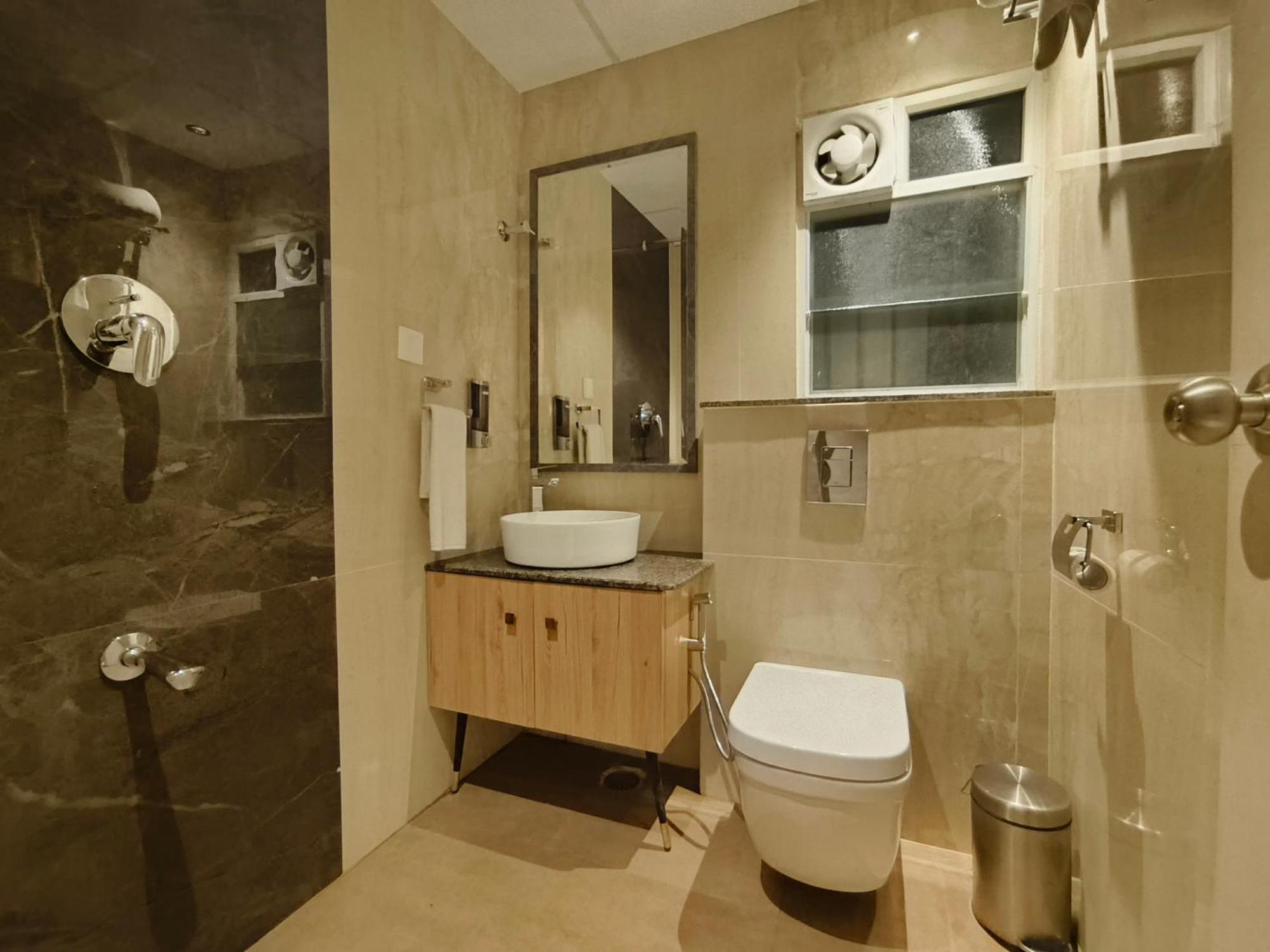 Olive Hotel Le Opera By Embassy Group بنغالور المظهر الخارجي الصورة