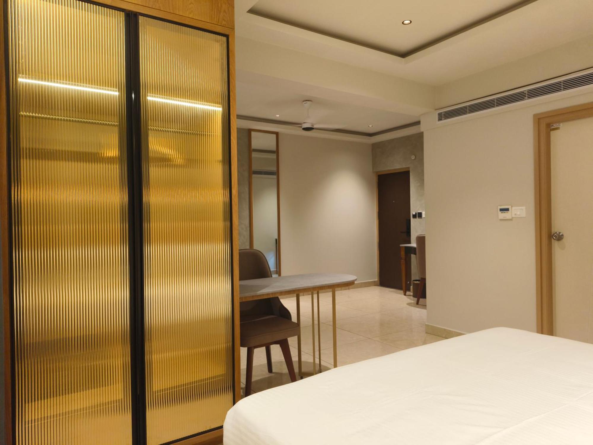 Olive Hotel Le Opera By Embassy Group بنغالور المظهر الخارجي الصورة