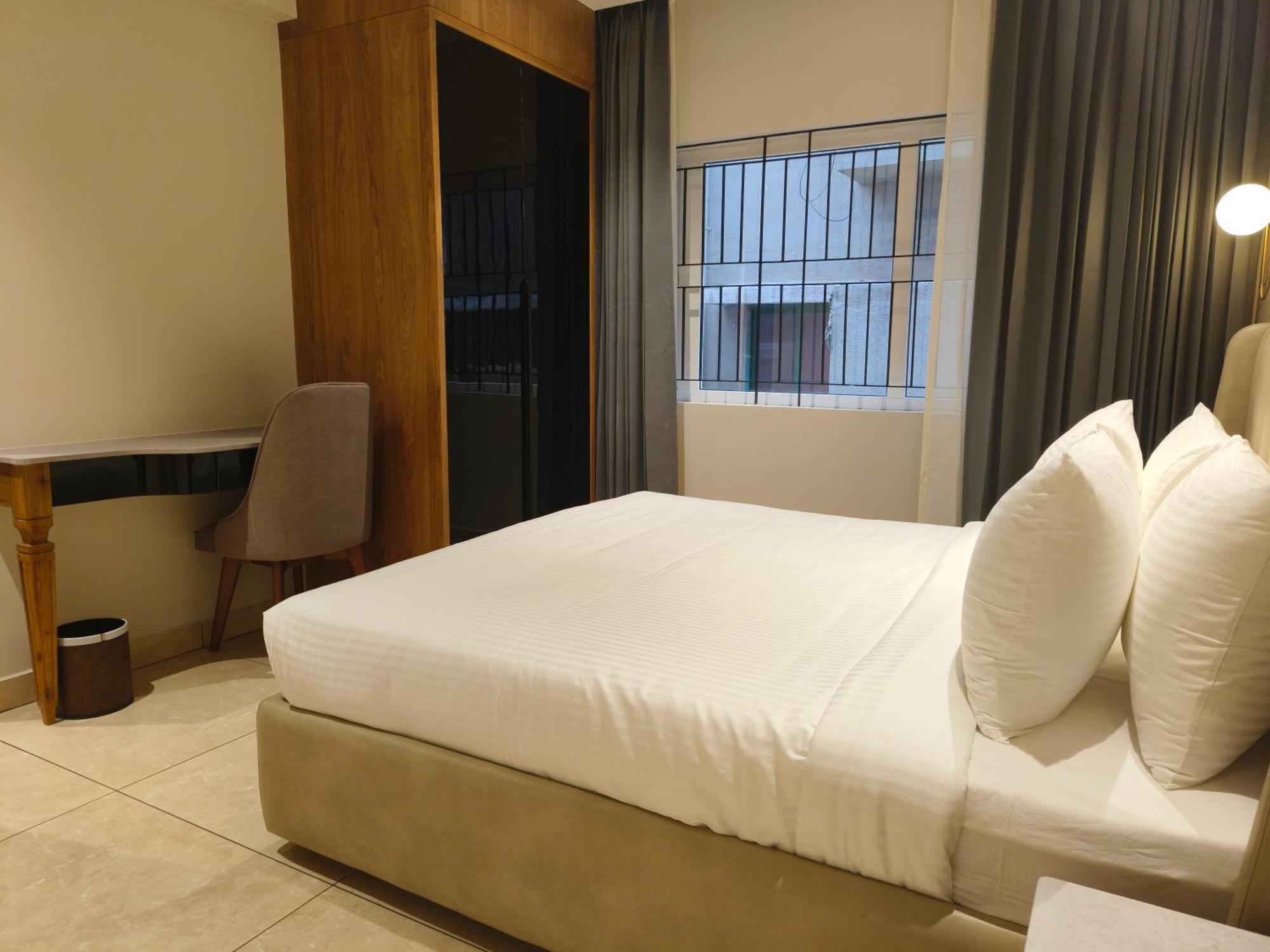 Olive Hotel Le Opera By Embassy Group بنغالور المظهر الخارجي الصورة