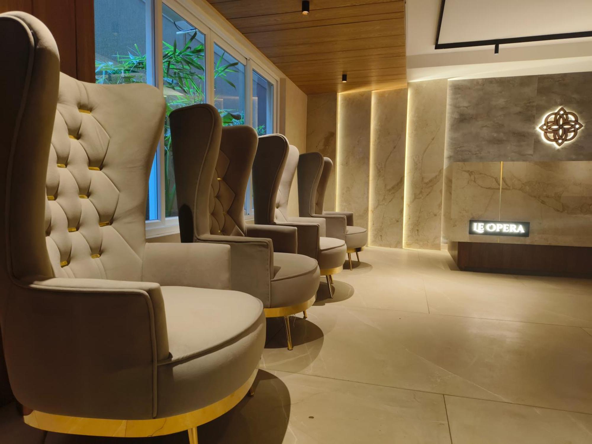 Olive Hotel Le Opera By Embassy Group بنغالور المظهر الخارجي الصورة