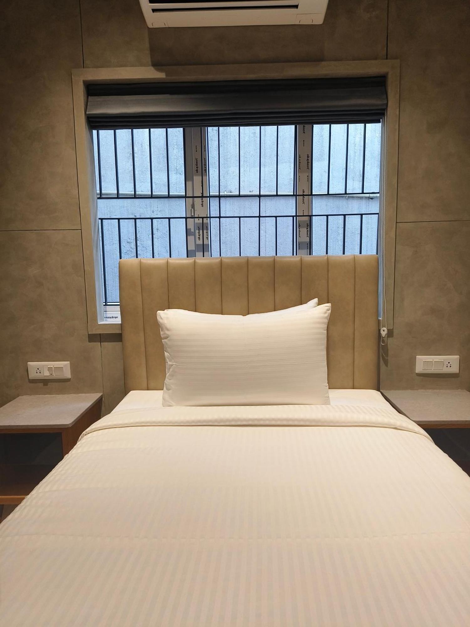 Olive Hotel Le Opera By Embassy Group بنغالور المظهر الخارجي الصورة